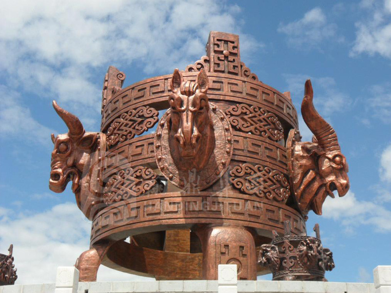 内蒙古呼伦贝尔海拉尔火撑子，材质：铸铜，规格：12.8m.jpg